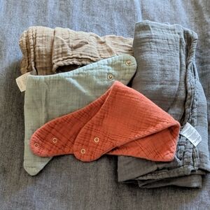 Kids Muslin Snap Bandana Bibs - Rust, Sage, Gray